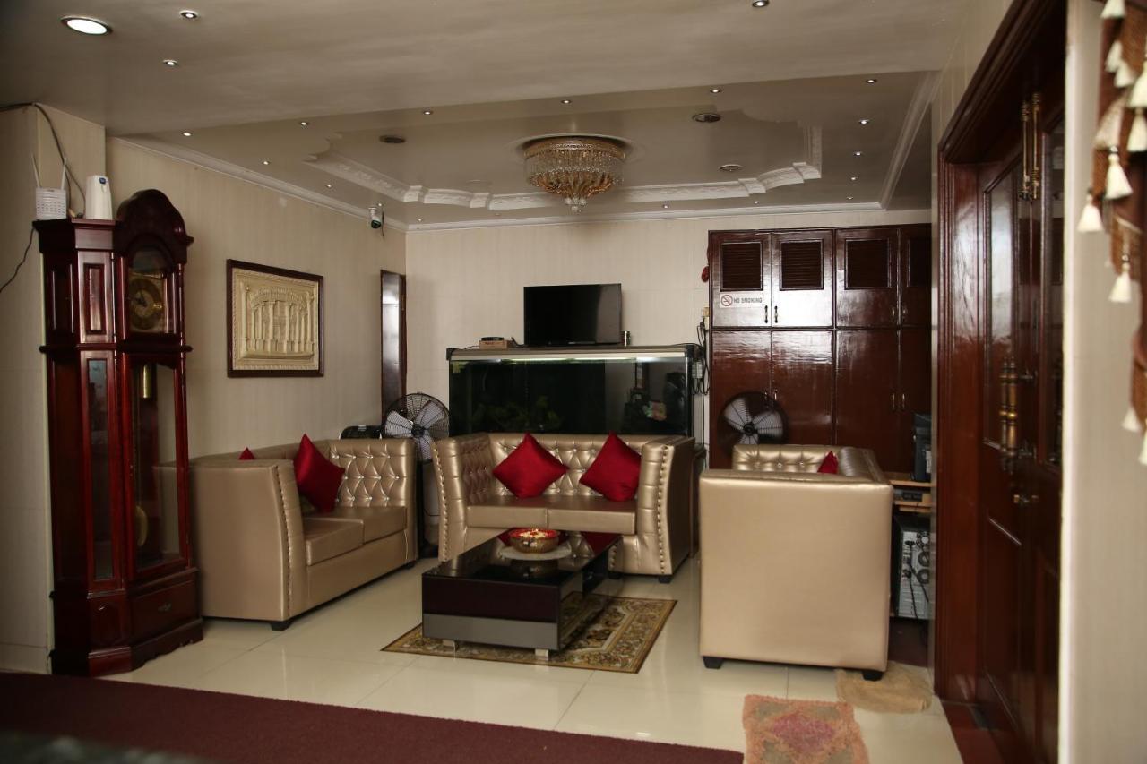 فندق Grand View Residency شيناي المظهر الخارجي الصورة